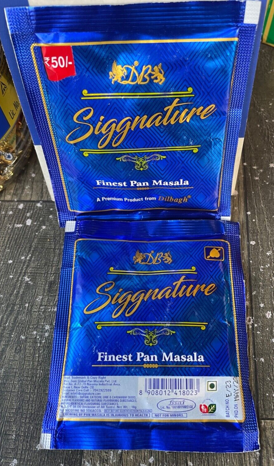 Siggnature Finest Pan Masala | 100% Natural | 18 gm each | 20 Pouches | Zipper - Alchemy Tradex
