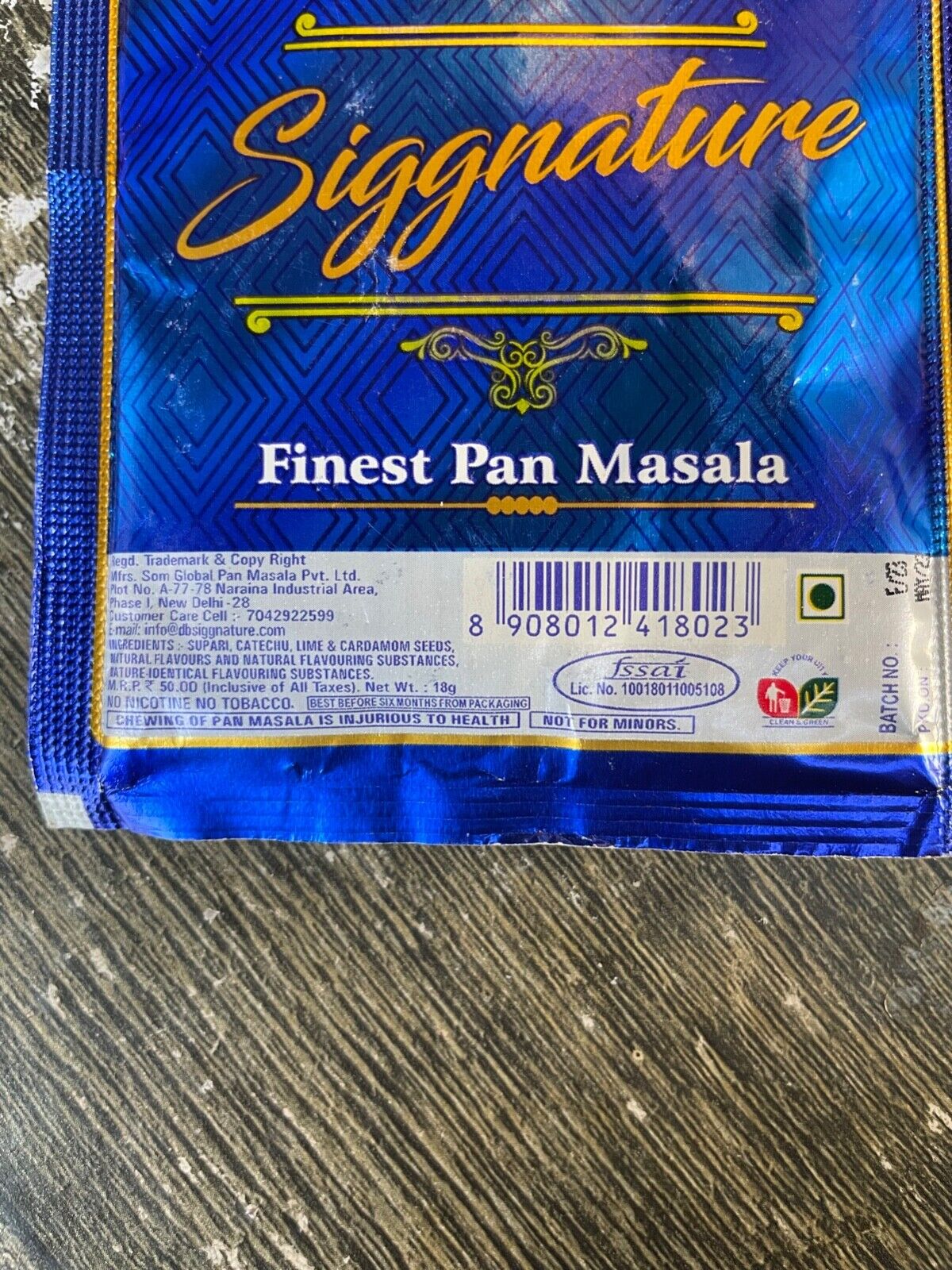 Siggnature Finest Pan Masala | 100% Natural | 18 gm each | 20 Pouches | Zipper - Alchemy Tradex