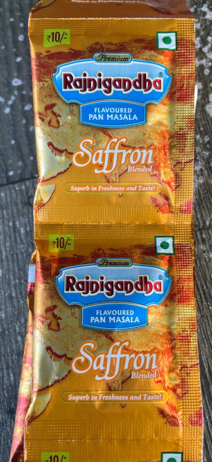 Rajnigandha Saffron Blended Pan Masala | Pack of 54 | 2.2 gm Each | Premium