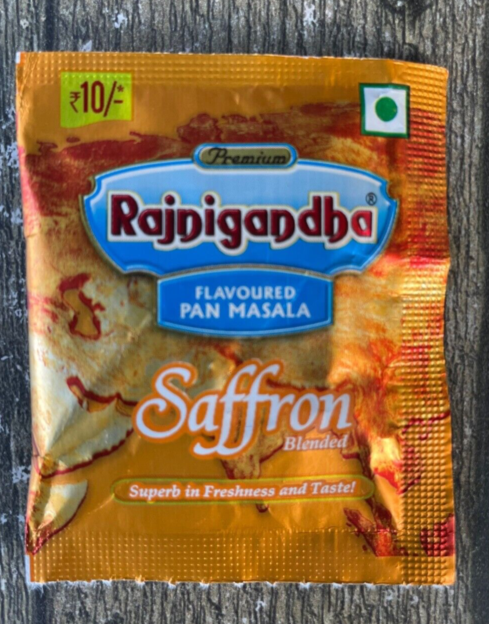 Rajnigandha Saffron Blended Pan Masala | Pack of 54 | 2.2 gm Each | Premium