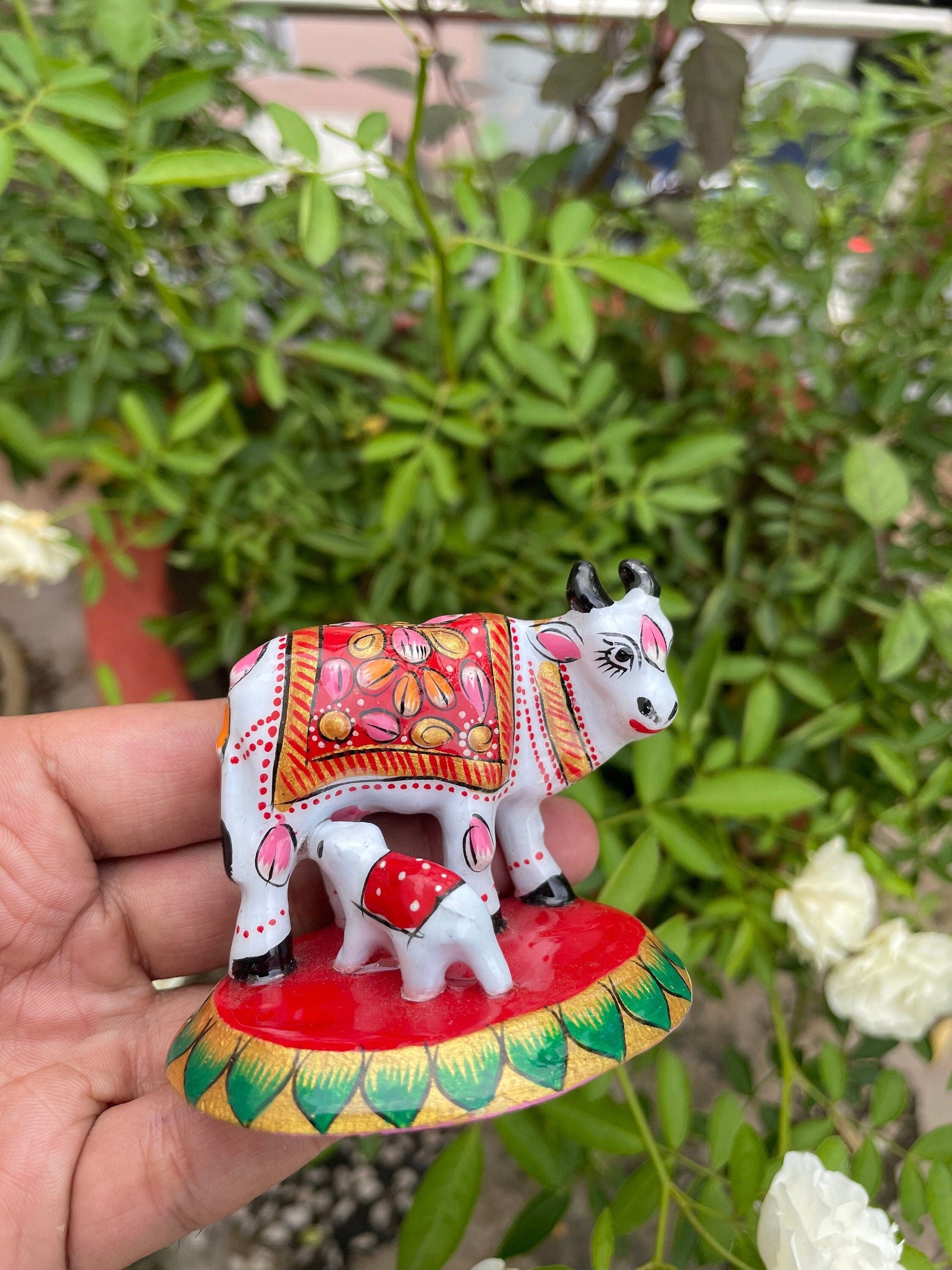 Graceful Kamdhenu Cow with Calf Handicraft Decor | Symbol of Good Luck & Vastu | 5.5 cm x 4.5 cm - Alchemy Tradex