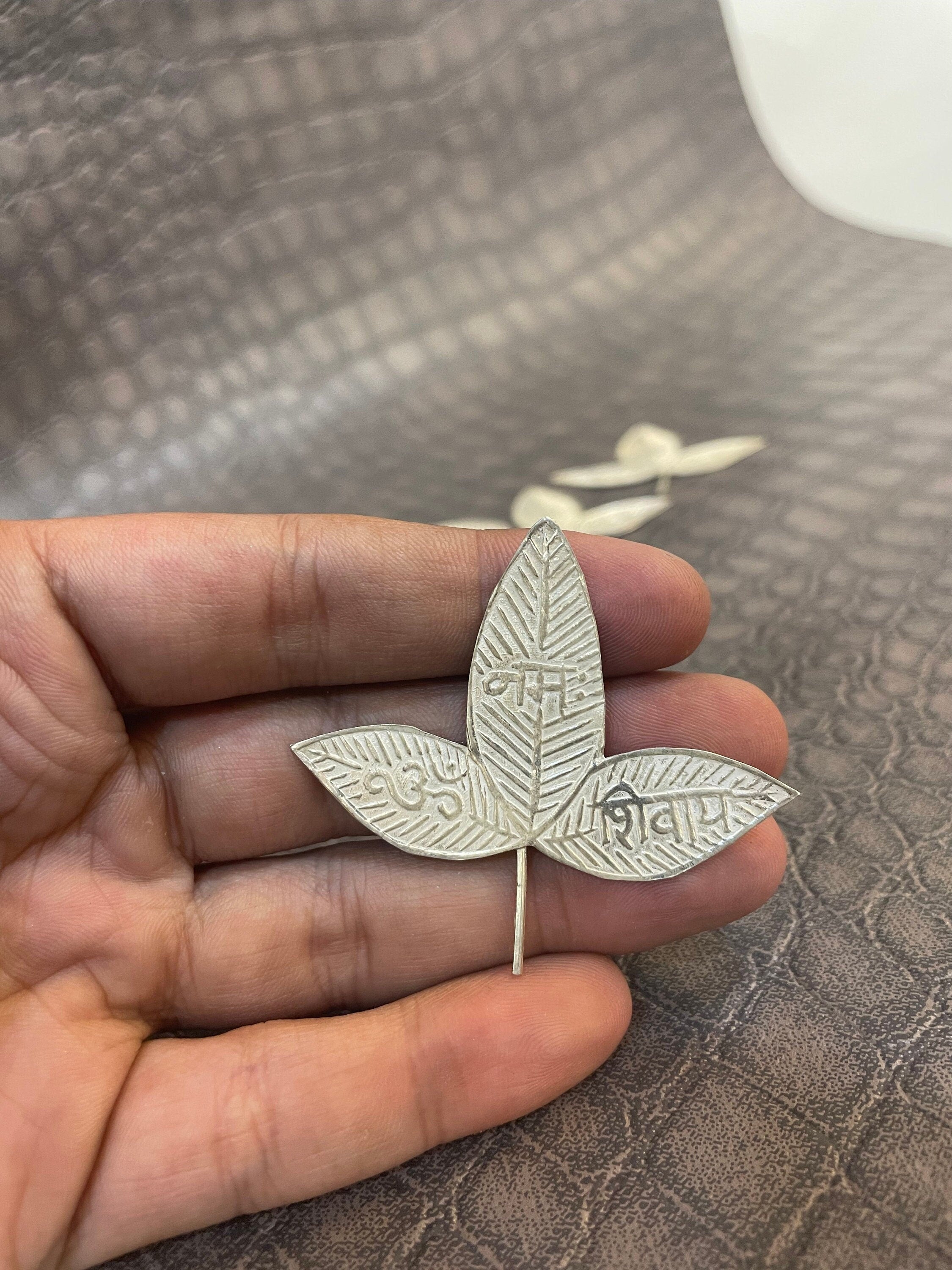 925 Sterling Silver Lord Shiva Belpatra Leaf for Puja | Divine Worship Article | 5x5cm | 2.1g | Hindu Rituals | For home temple | Gift idea - Alchemy Tradex